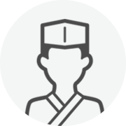 before：個人経営の居酒屋／after：複数展開中の和食店