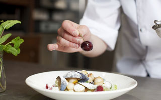洋食調理スタッフの飲食人材紹介